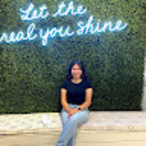 Meet your Posher, Elizabeth